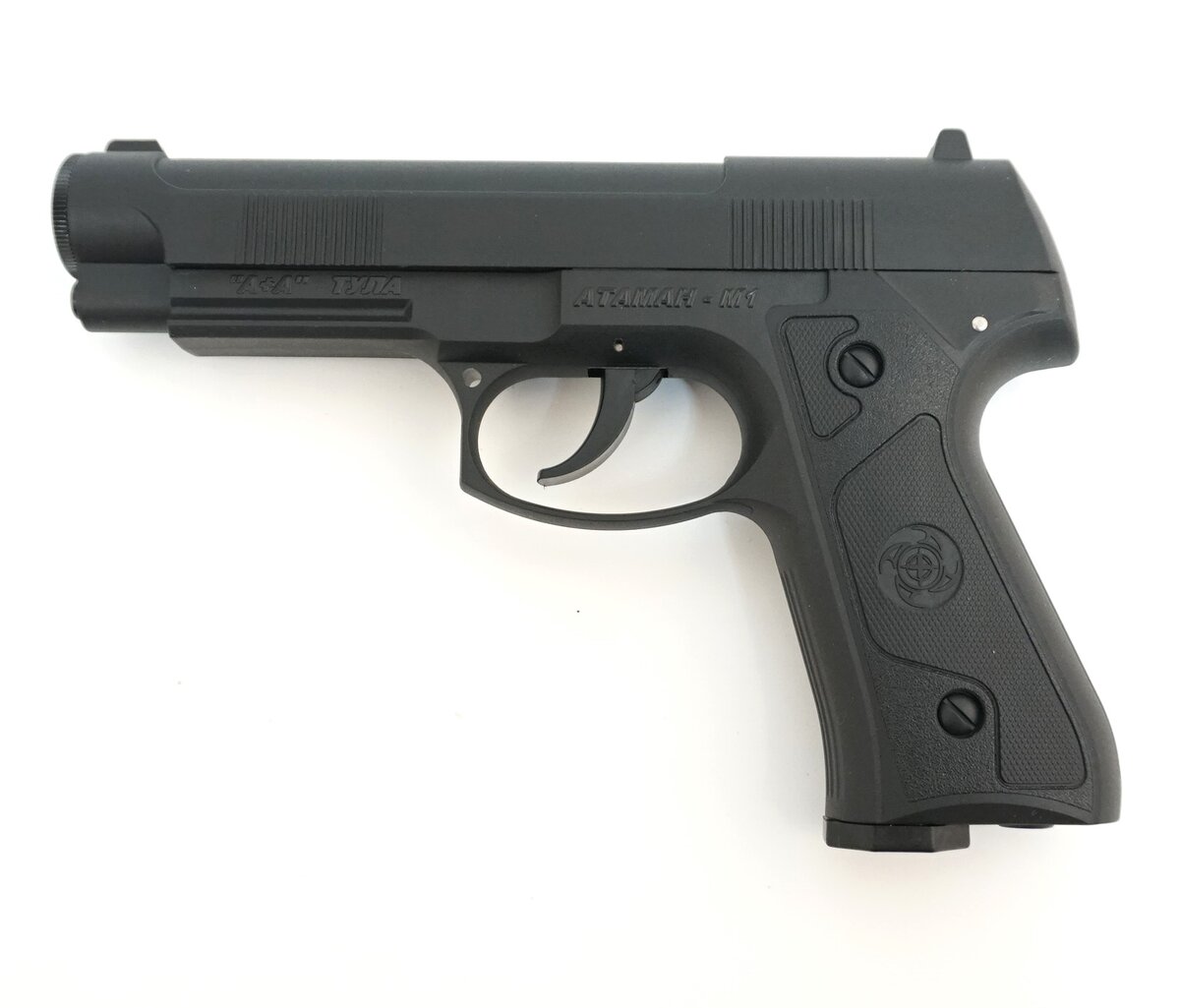 Источник: https://pnevmat24.ru/pnevmaticheskiy-pistolet-ataman-m1/