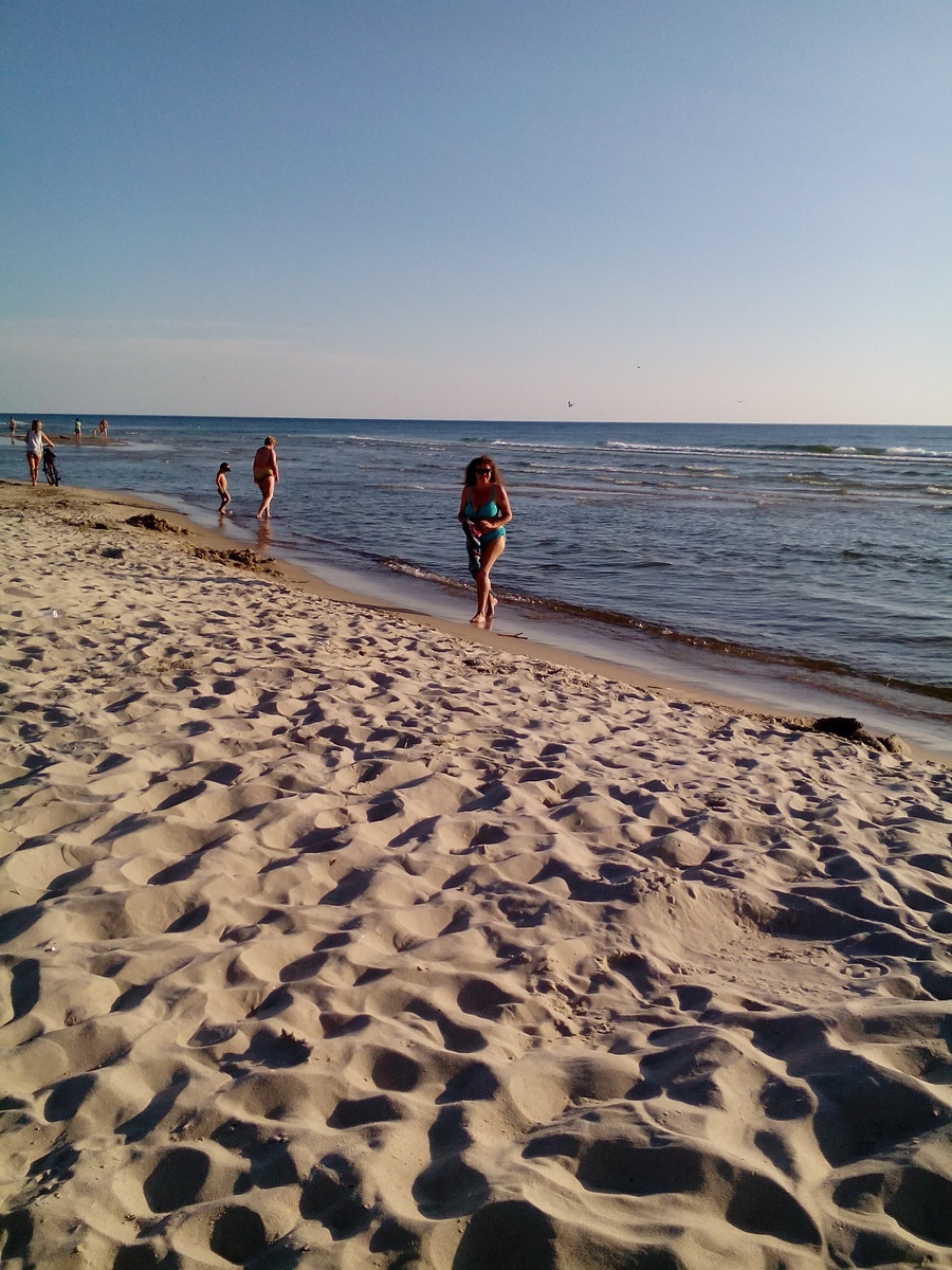 А это чистейший белоснежный пляж!