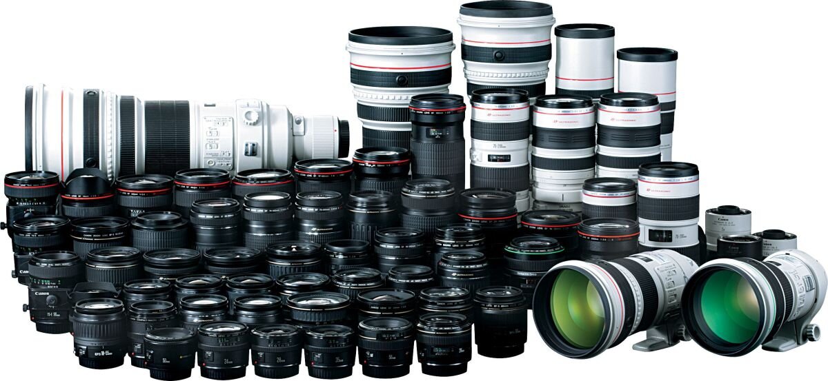 Вон они белые красавцы Canon, которые хотели бы иметь в своем фоторюкзаке каждый кэнонист!