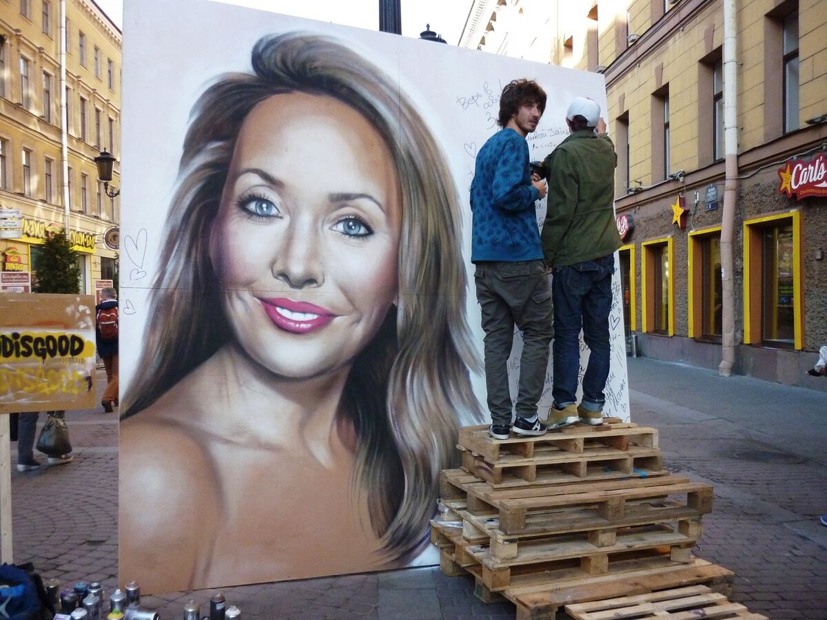 Фото автора разных лет. Начиная с 2014-го.