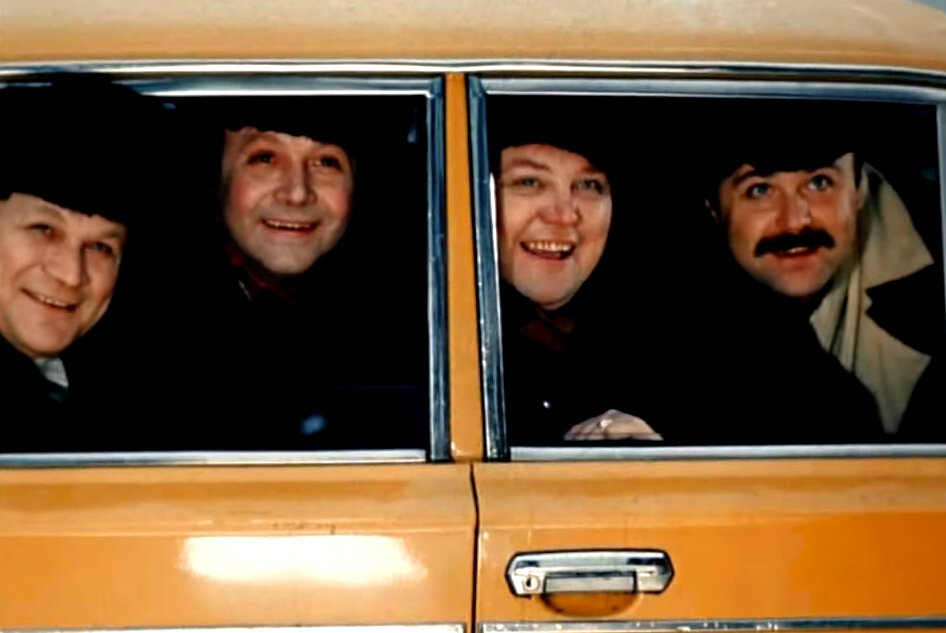 Кадр из кинофильма "Старый Новый год", 1980 г., режиссеры Наум Ардашников, Олег Ефремов, сценарист Михаил Рощин, композитор Сергей Никитин (скриншот)