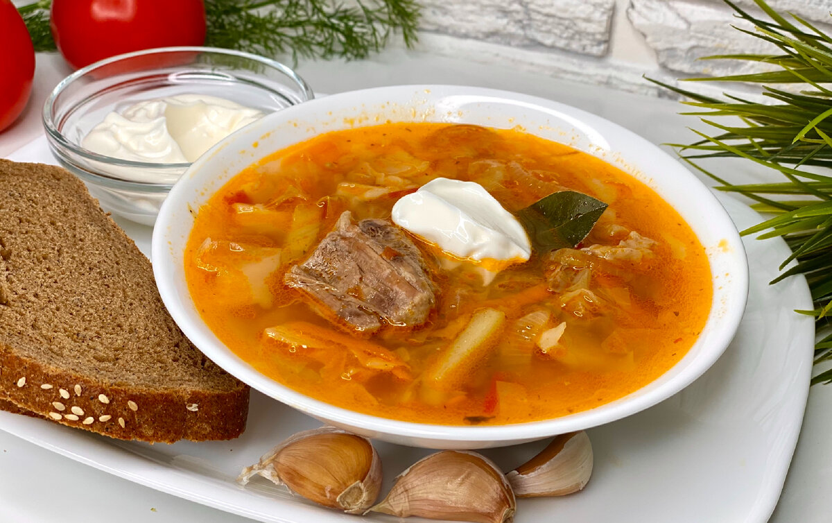 Каких щей. Щи суточные. Русские щи. Щи из русской печи. Щи в русской печи.