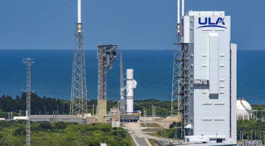 Будущая ракета United Launch Alliance "Вулкан Кентавр" проходит испытания "следопыта" на мысе Канаверал. Кредит: ULA