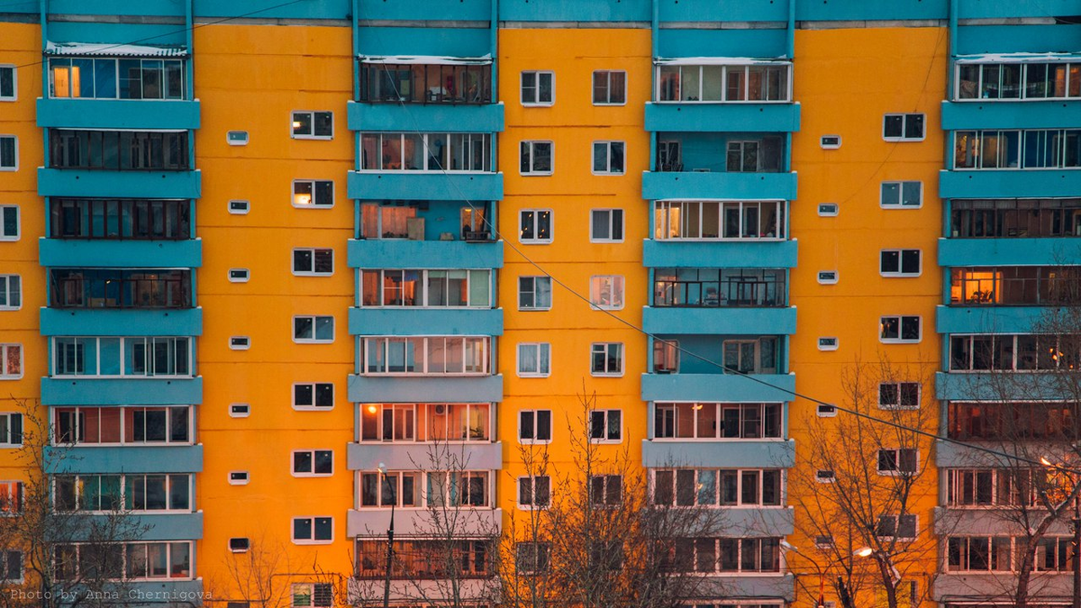 Панельные 9ти этажки. Москва 9 этажки. Серая панельная пятиэтажка Коломна. Панельный дом фасад.