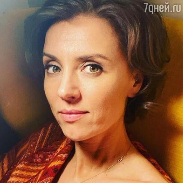    Ксения Алферова Социальные сети