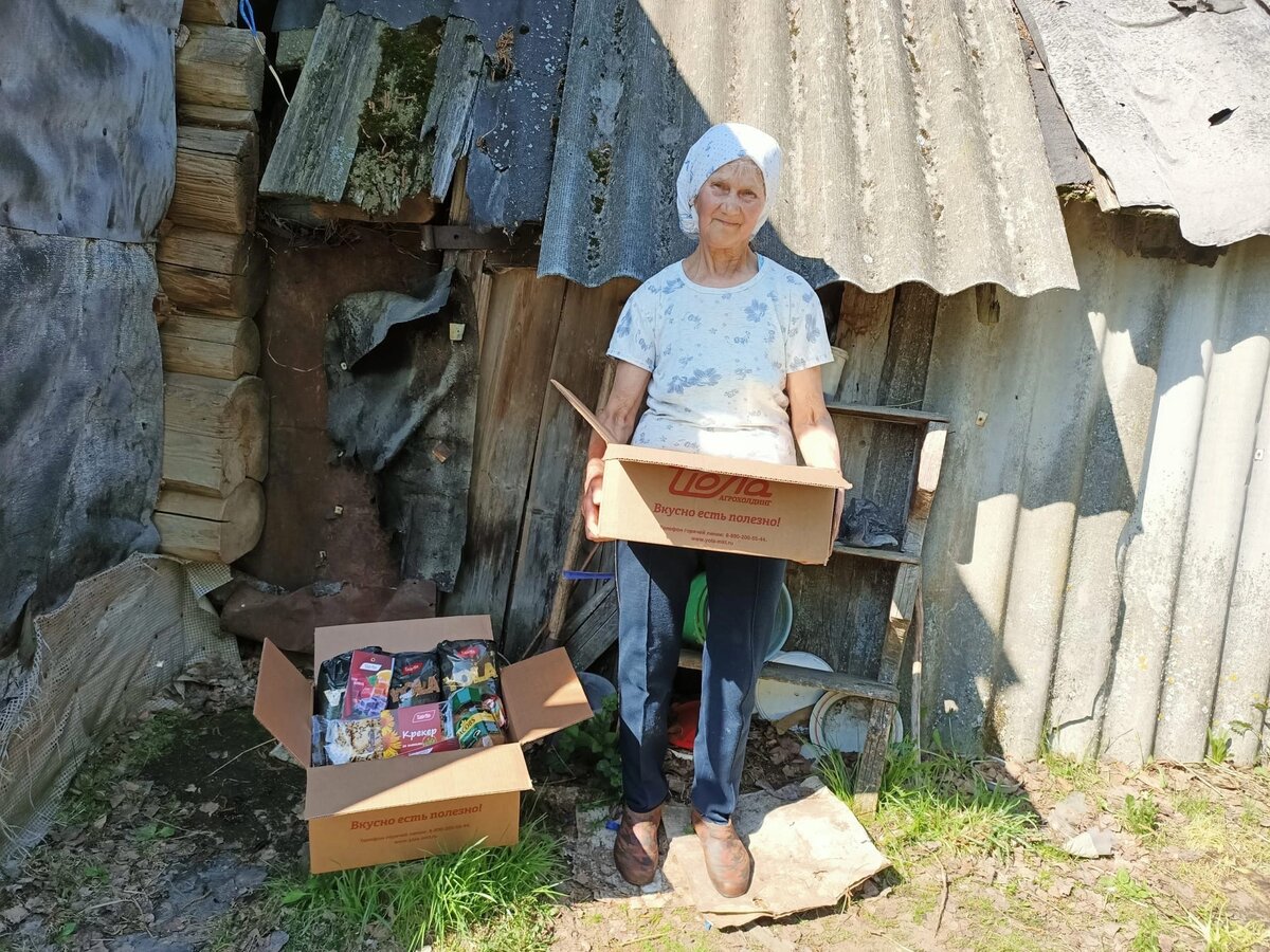 Вес продуктового набора - более 15 кг