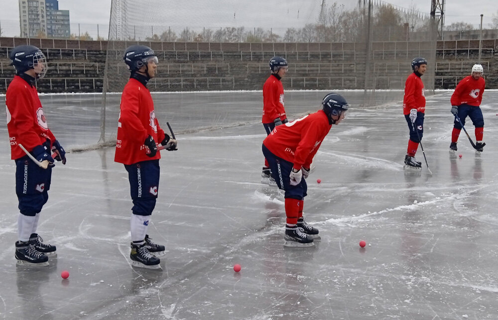 Сайт хк старт нижний новгород. Хоккейная команда старт. Старт лед. Хк старт Нижний Новгород 2010 год. Веселые старты на льду.