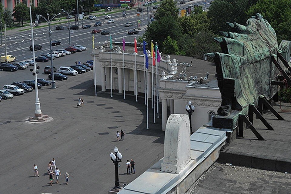     Парк Горького в Москве открыли для посещения Сергей ШАХИДЖАНЯН