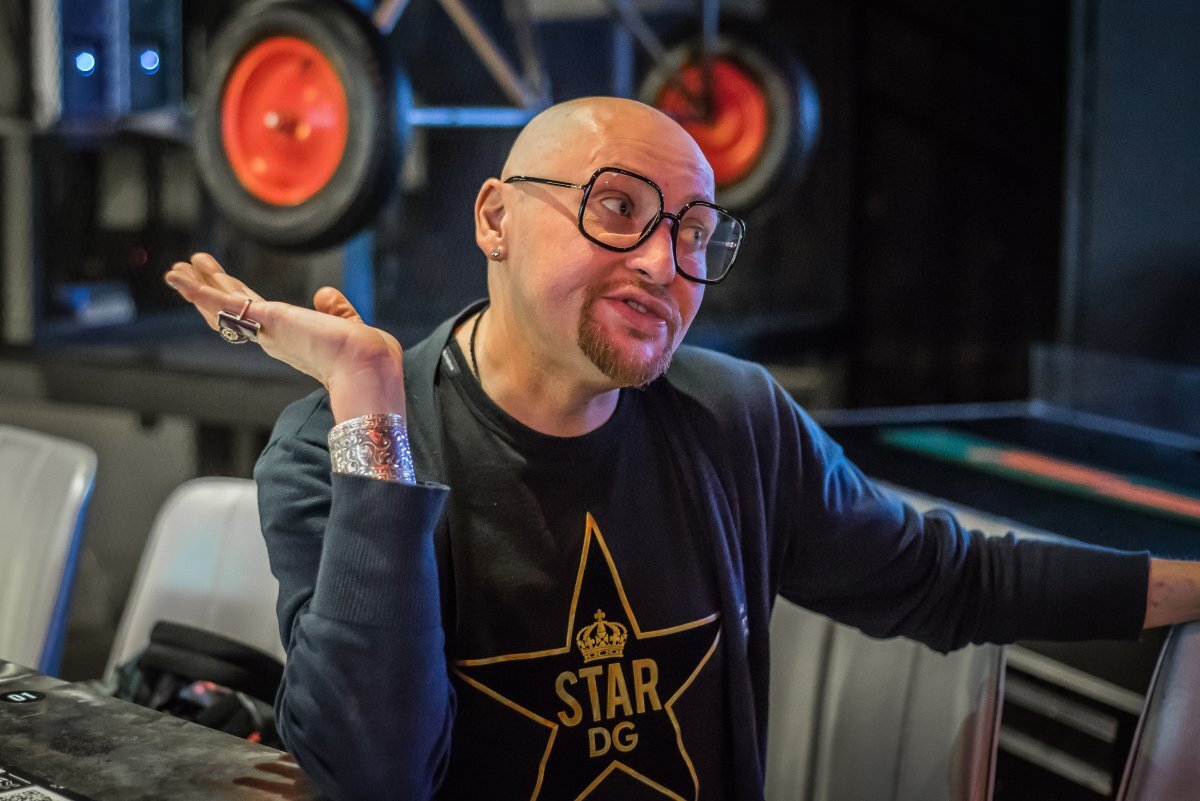    Названы самые необычные пункты в райдерах звёзд из Новосибирска