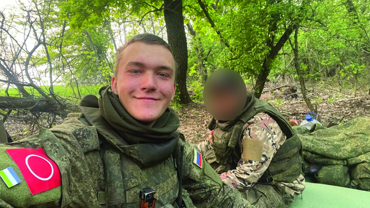     Артур Галеев (слева) на спецоперации. / Личный архив
