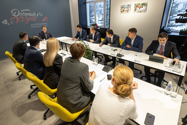  Сегодня в коворкинге АНО «Добрая Казань» подвели итоги работы и обозначили дальнейшие ориентиры деятельности Фото: kzn.ru