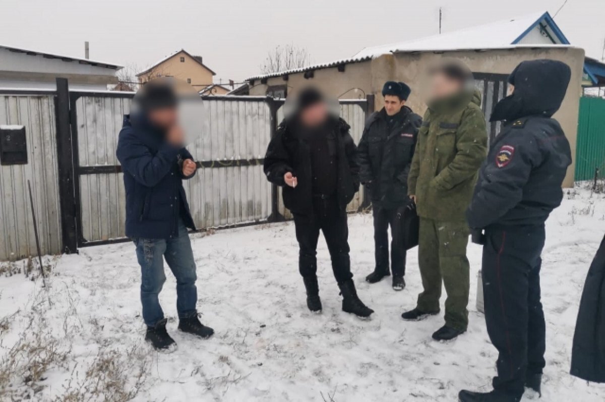    В Оренбургском районе посиделки втроем чуть не закончились убийством.