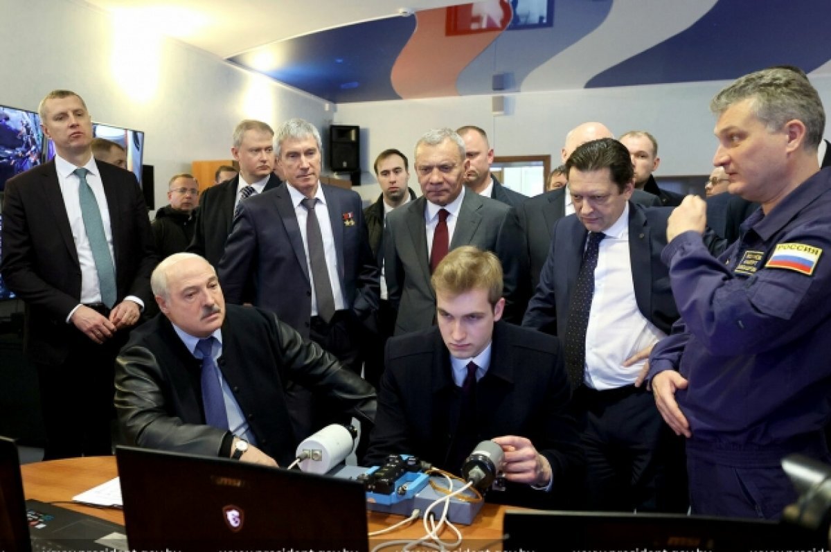    Сын главы Белоруссии потренировался в ЦПК стыковать «Союз МС» с МКС