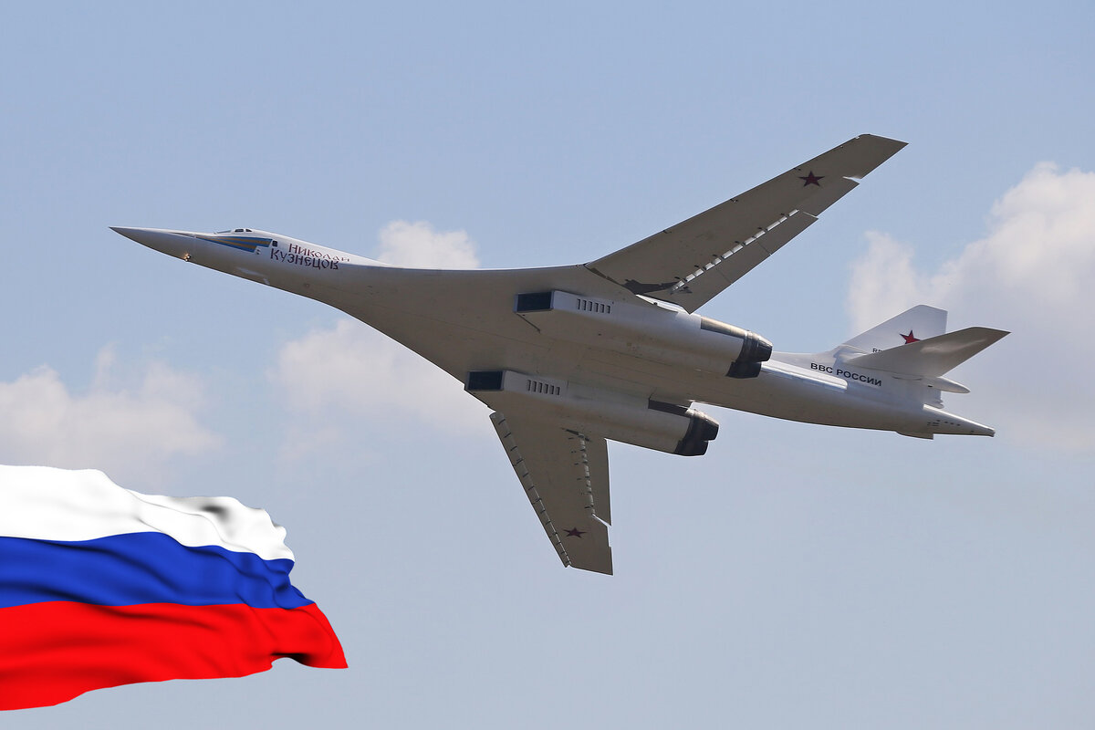 Российский сверхзвуковой ракетоносец-бомбардировщик - ТУ-160М или Белый Лебедь. Фото взято из открытых источников.