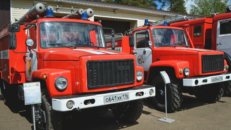     В Ростове-на-Дону местные жители перепутали последствия коммунальной аварии с пожаром, сообщили они в соцсети «ВКонтакте».