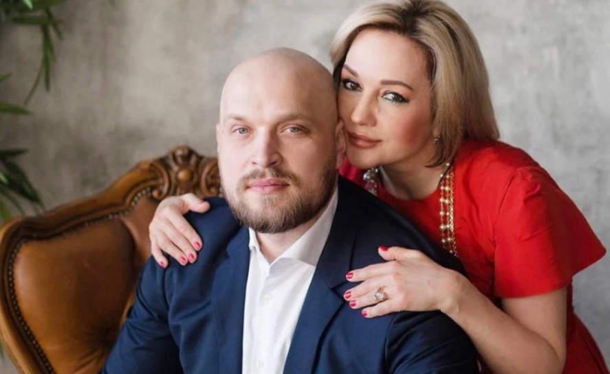 Татьяна Буланова с молодым женихом