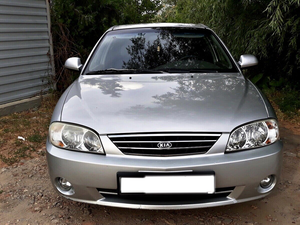 За сумму в 150 тысяч можно найти достойные варианты от 2008 года.