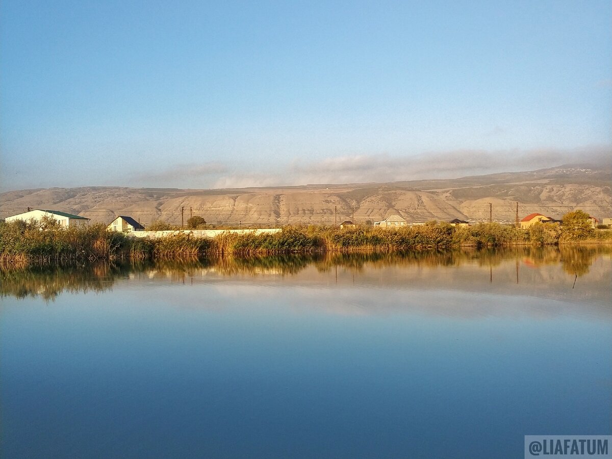 Озеро на территории отеля