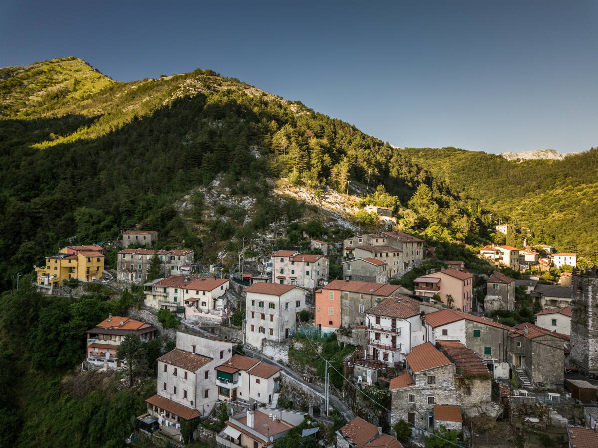  Итальянская деревня Colonnata, где производится сало 