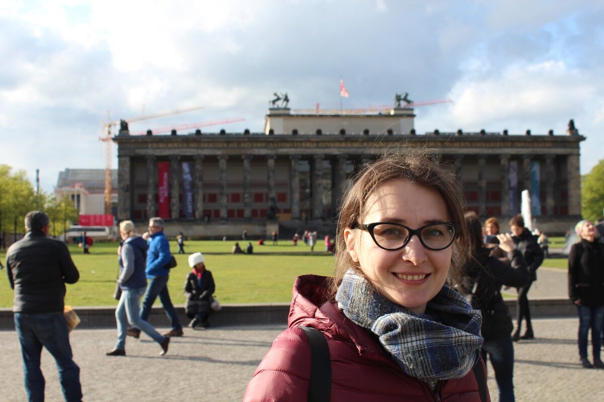 Берлин, конечно, не 1910-х годов, да и я не немка. Но до "Королевского" музея, возможно, доходила и чета Казаковых. Фото: личный архив.