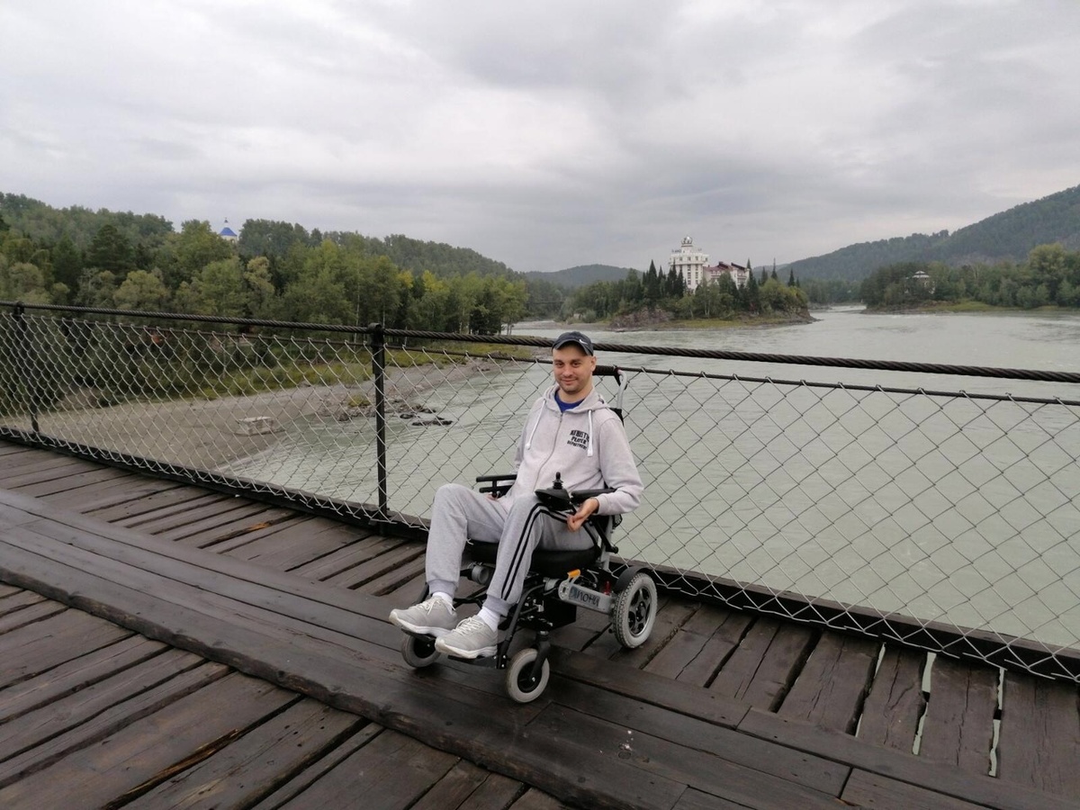 Я, Александр Антоненко, руководитель проекта "Алтай без Ограничений" суть проекта - это построить удобную базу отдыха для людей с ограниченными возможностями (для инвалидов колясочников) в Горном Алтае!!