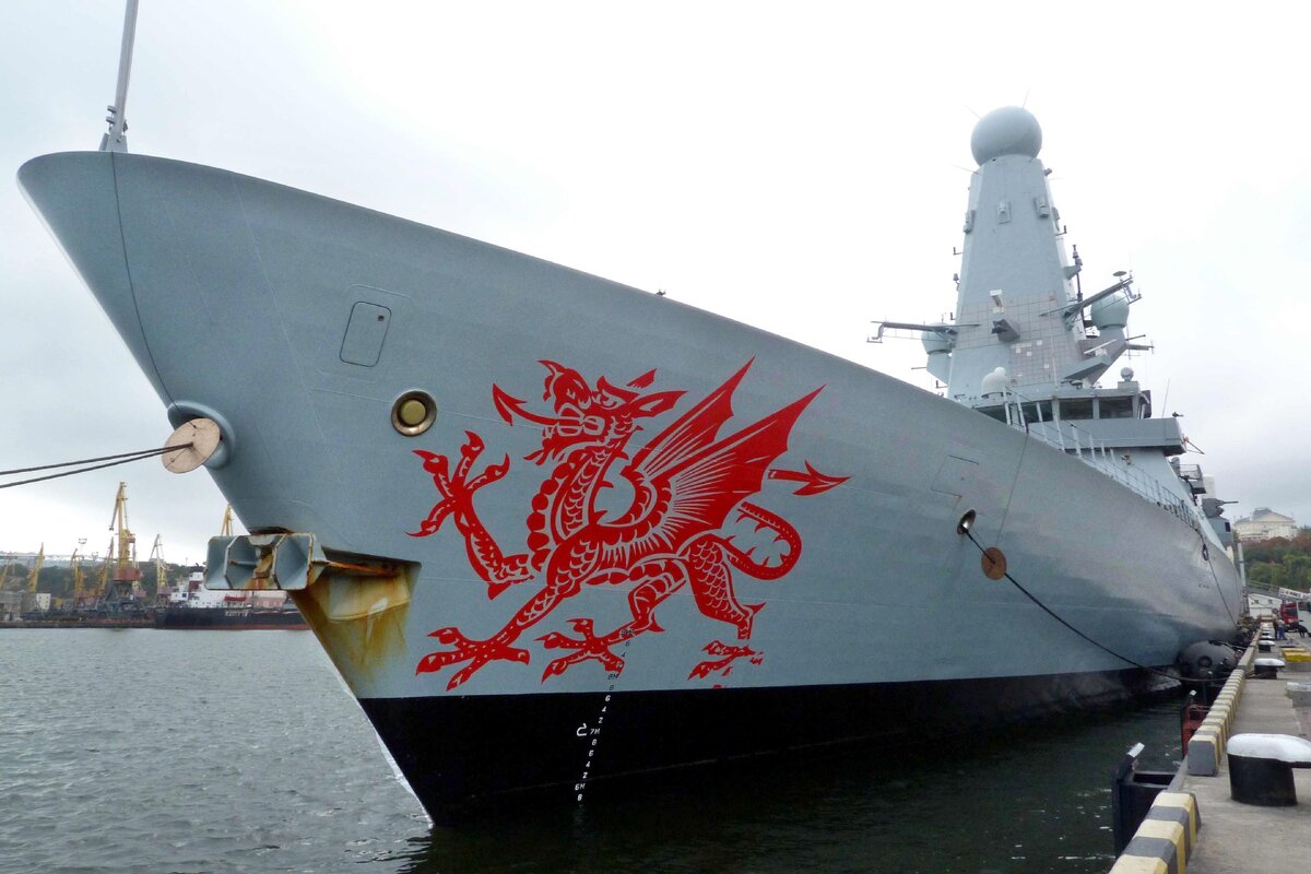 Ракетный эсминец Dragon Королевского Военно-Морского флота Великобритании в Одесском порту - Фото: Zuma\TASS