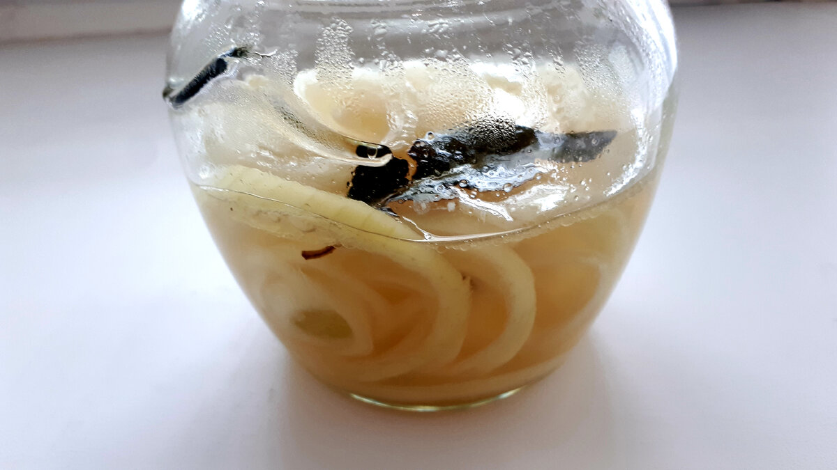 Маринованный лучок