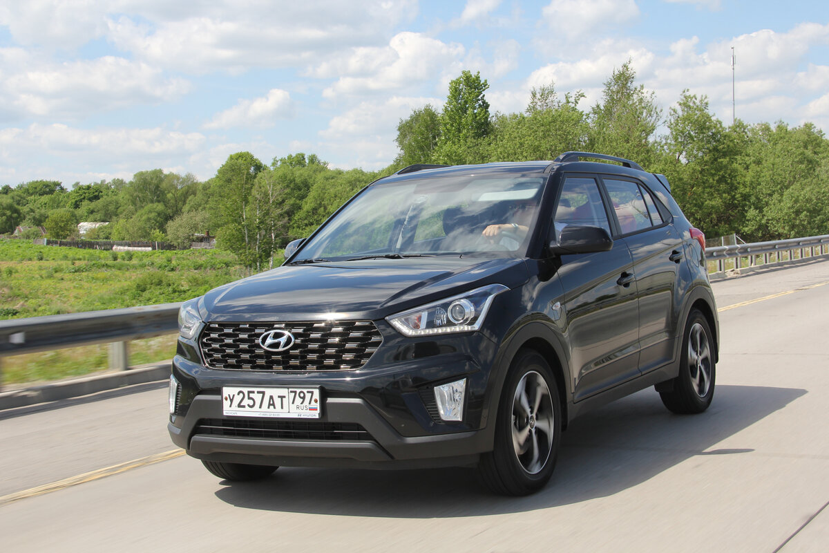 Хендай Крета в ближайшее время ждет обновление. Не думаю, что по основным характеристикам она будет сильно отличаться, но все же, скоро расскажем и о новой Крете. 