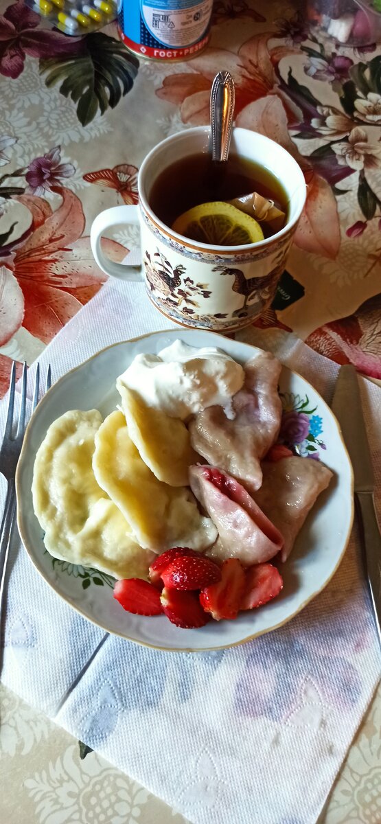 Мои вареники с клубникой и творогом. 