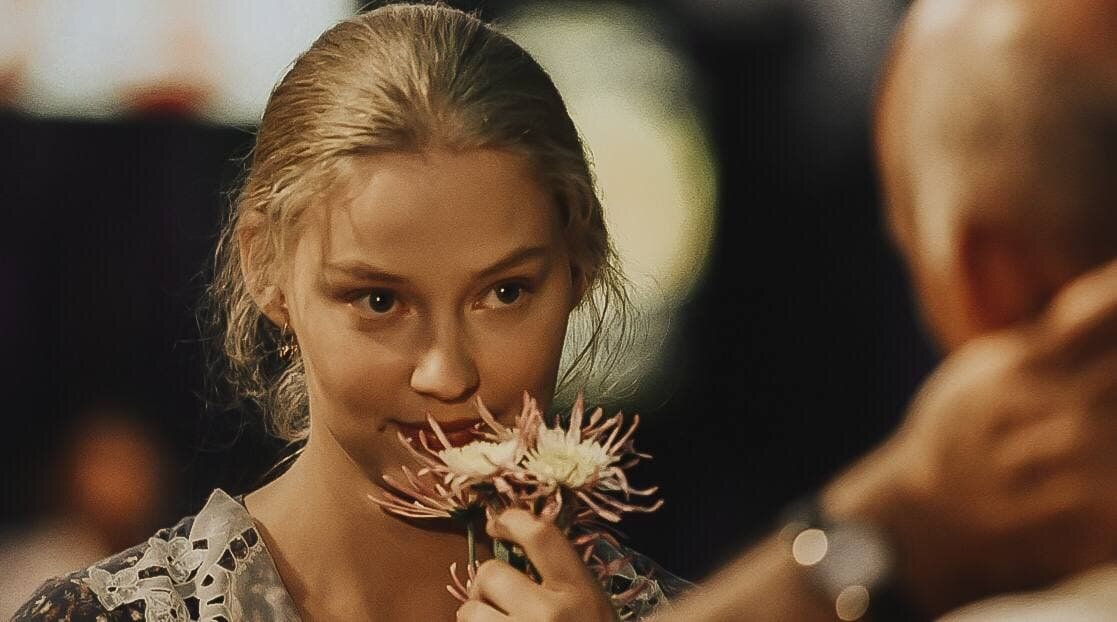 Кадр из фильма «Благословите женщину», 2003