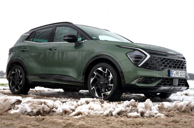 KIA Sportage вид сбоку