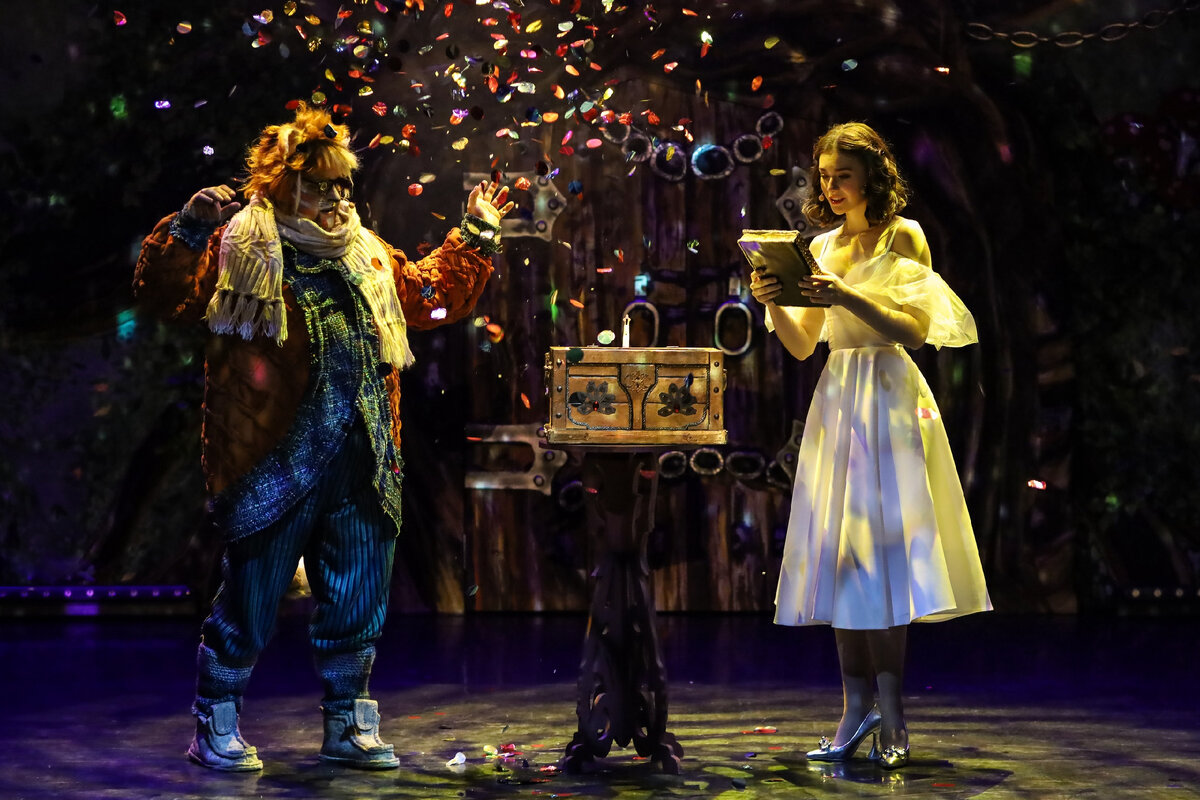 пушкин охотники за сказками дк маи. пушкин охотник за сказками мюзик продолжительность. московский театр мюзикла сцена. пушкин охотники за сказками дк маи. пушкин охотники за сказками дк маи.