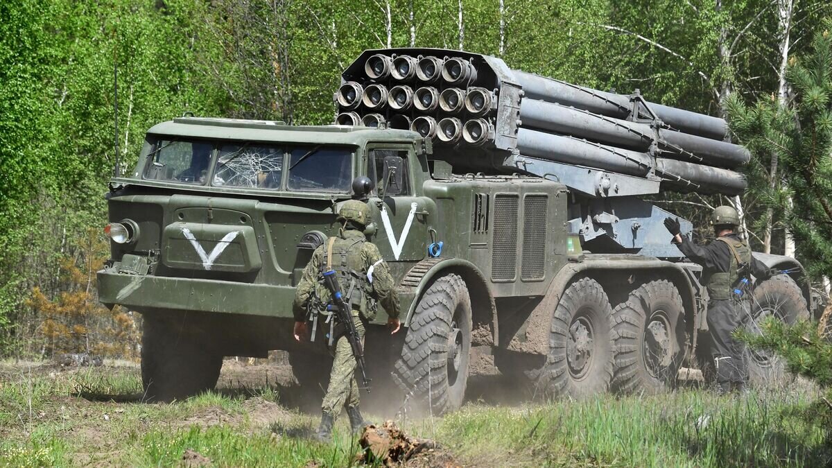    Реактивная система залпового огня "Ураган" Вооруженных сил России, задействованная в специальной военной операции на Украине© РИА Новости