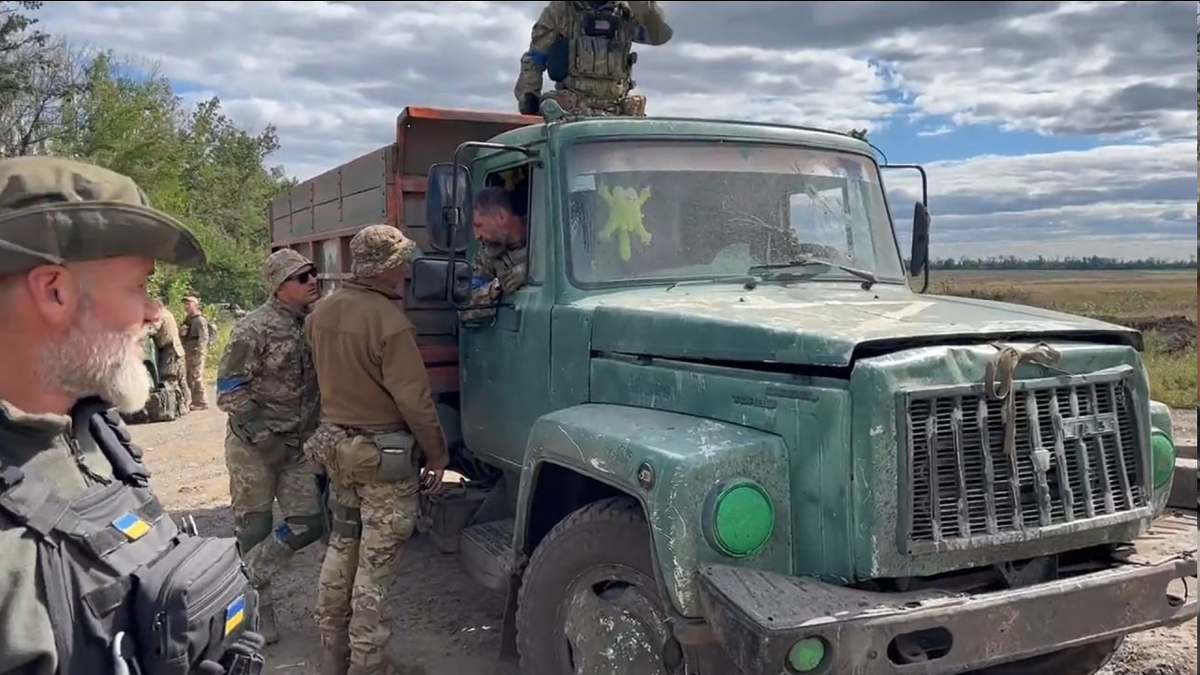 Вооруженная по самым последним стандартам НАТО армия... Даже "джавелины" и NLAWы кончились