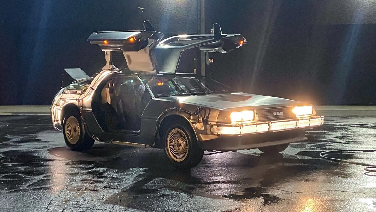 Возрождение легендарного DeLorean. В какую сумму обойдется и что сказали бы  Док и Марти | Автомобили | Дзен