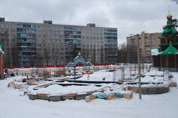 Фундамент Казанского храма; февраль 2009 г.