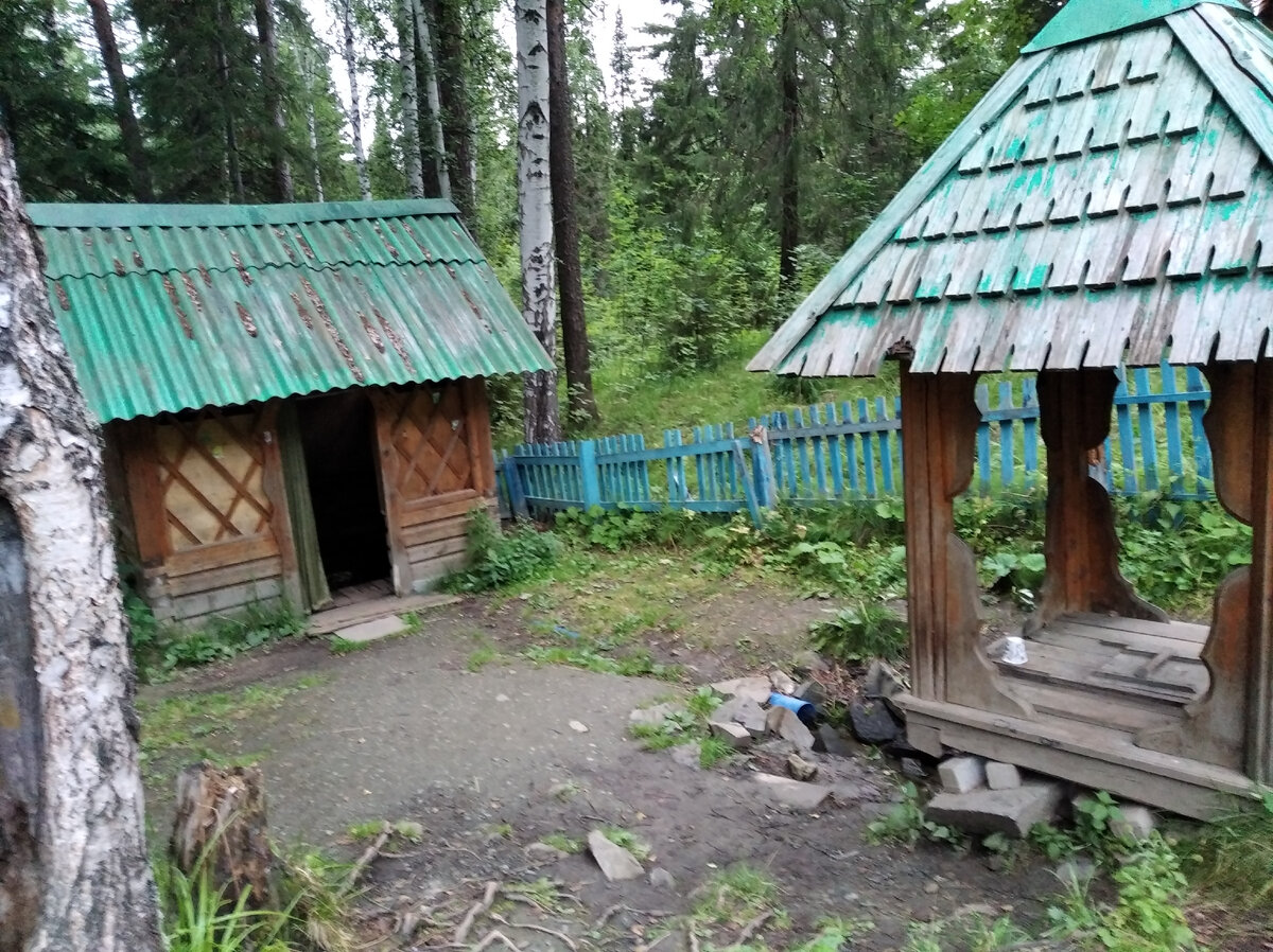 Источник и купель (в честь Марии Египетской)