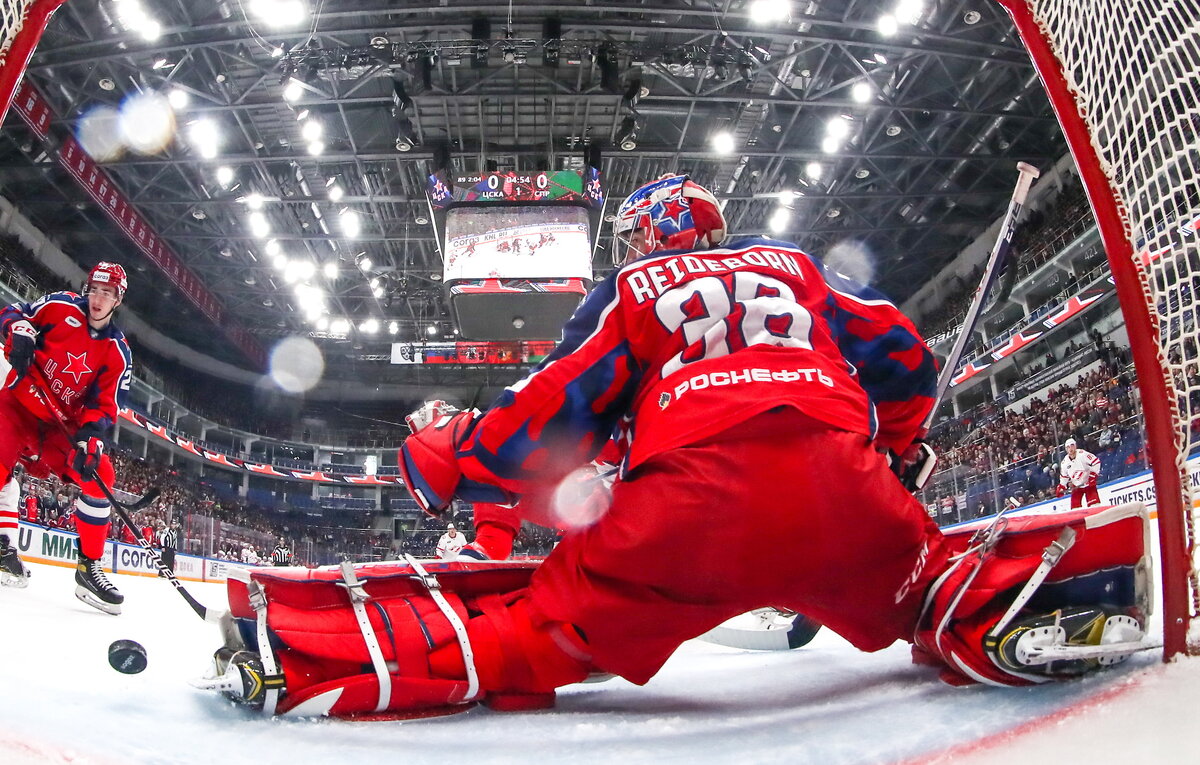    Вратарь ЦСКА Адам Рейдеборн  Антон Новодережкин/ТАСС