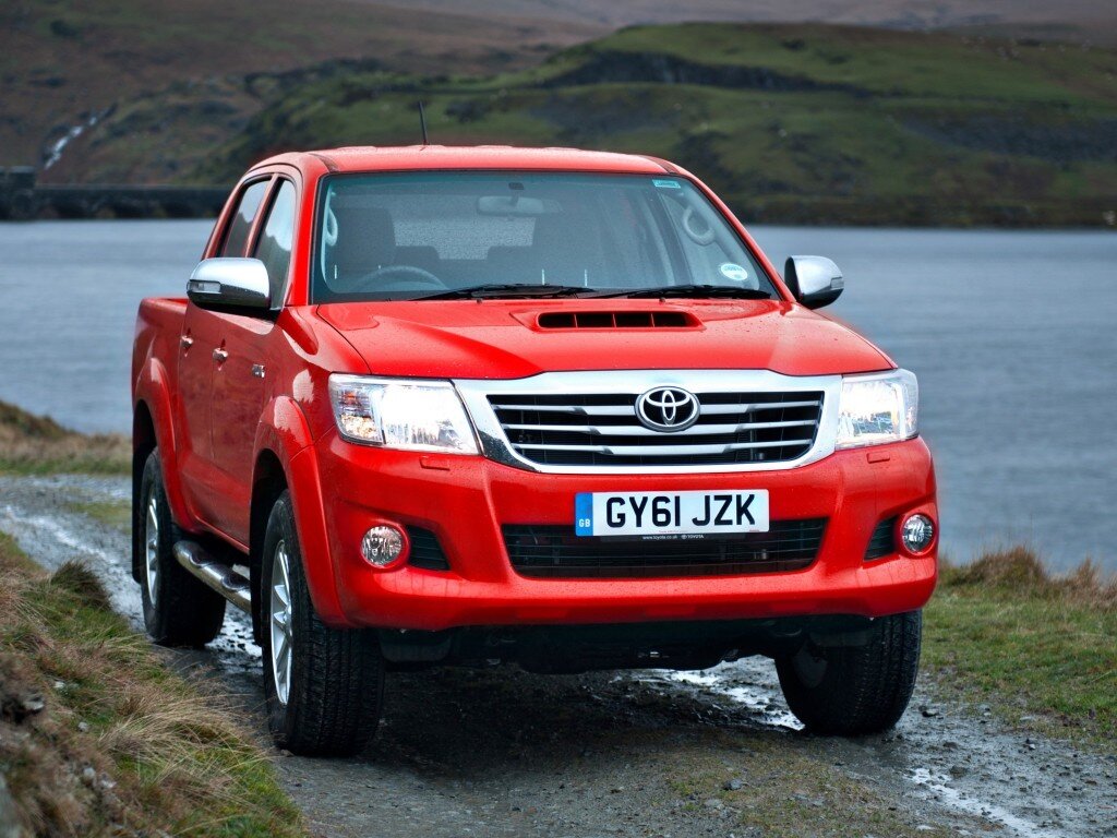 toyota hilux 2012