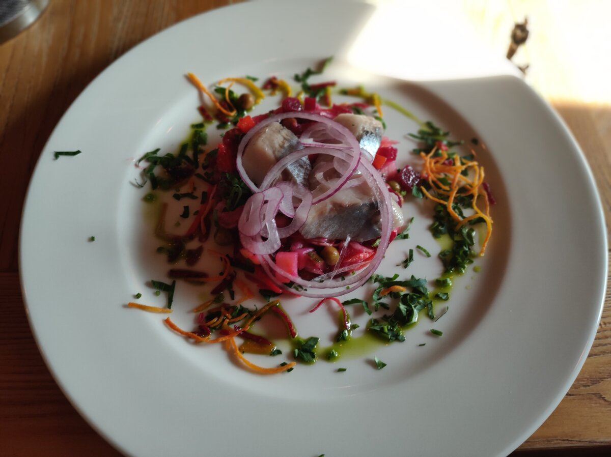 Винегрет с сельдью 160гр. - 85₽