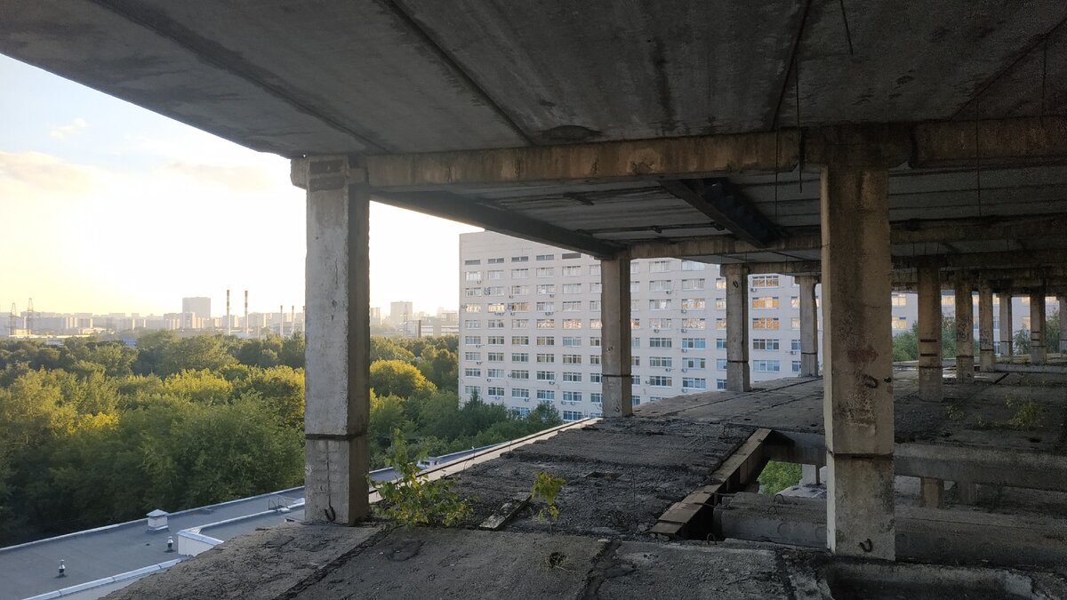 Наша локация, один из верхних этажей, который мы выбрали для съёмок