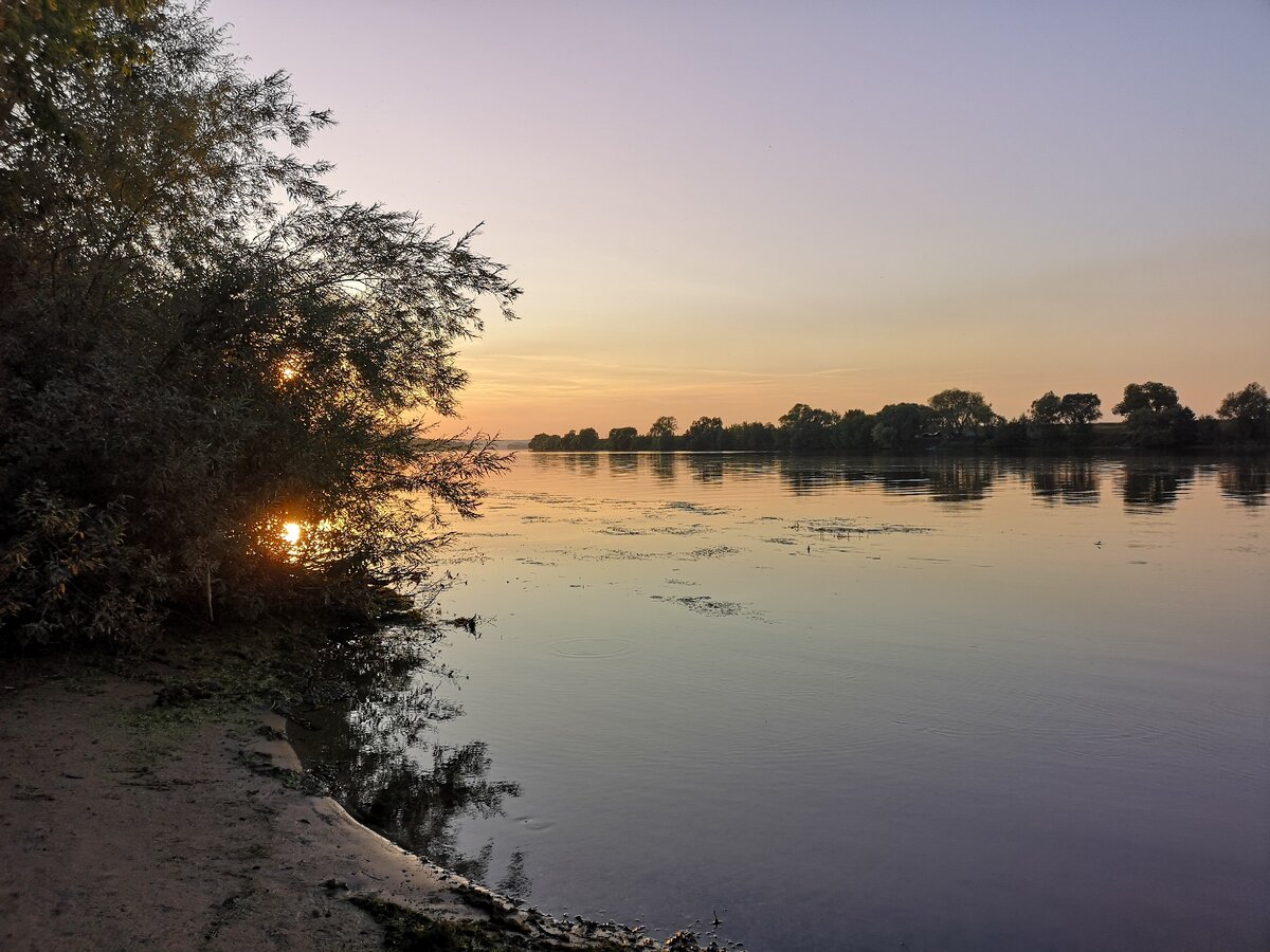 Вечер на реке. 