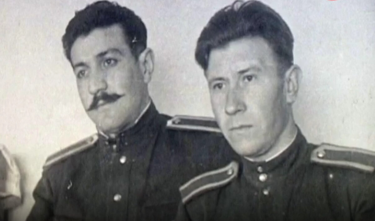 На фото (слева): Абдулла Магомедбекович Мурсалов. 