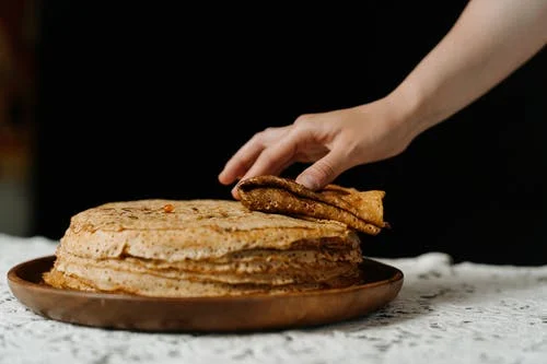 Блинчики с апельсиновым ликером, ромом и бренди.