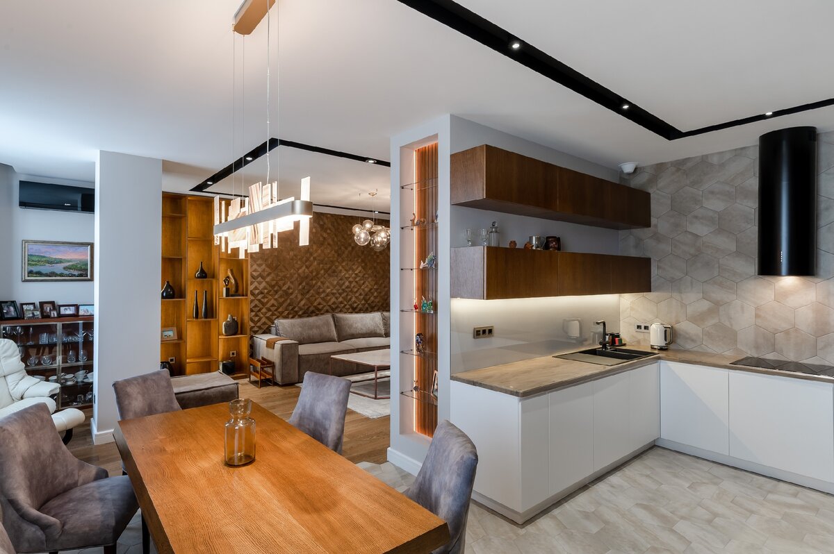 Угловая кухня в интерьере