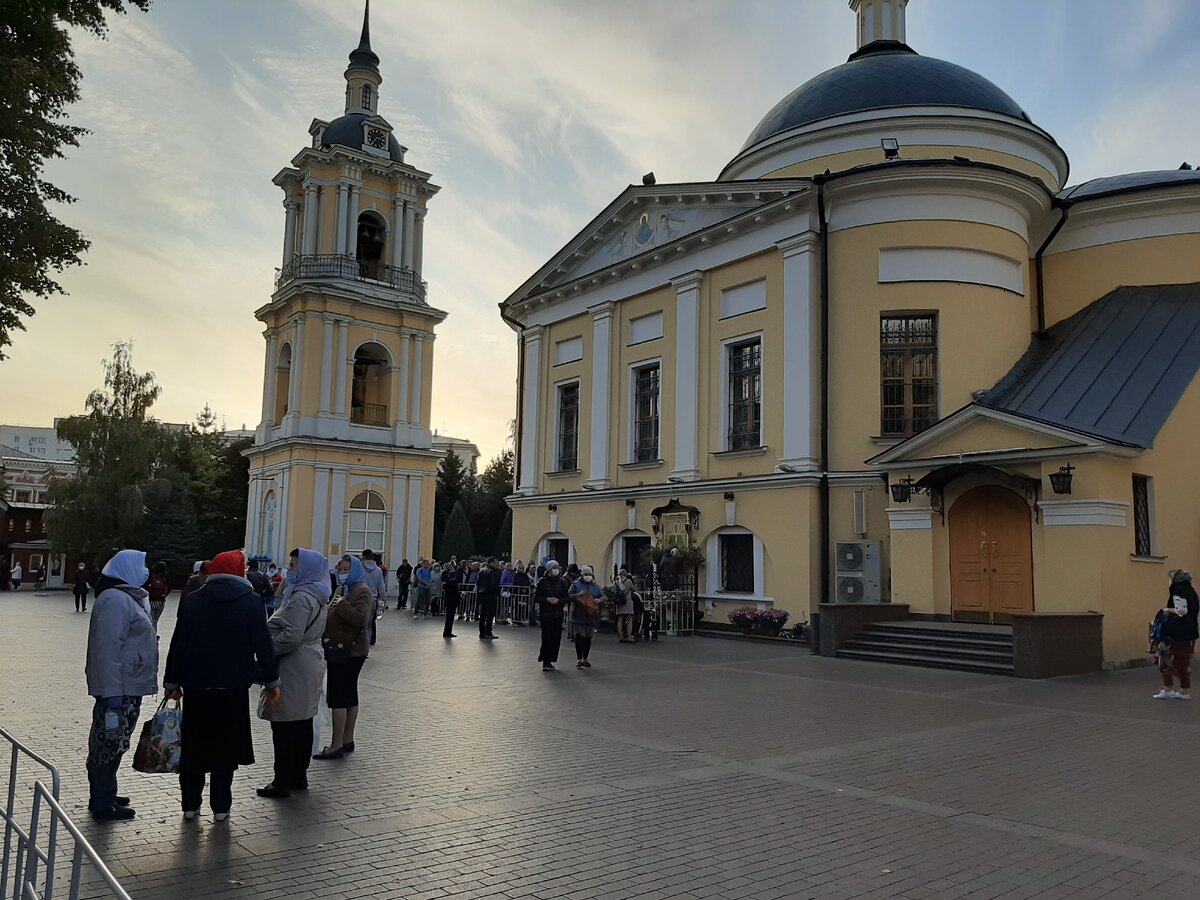 Как проехать в москве к матроне московской