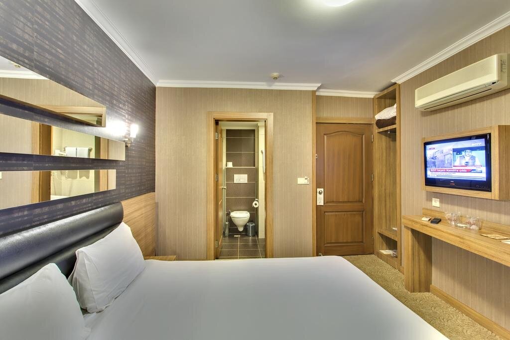 Номер в Antroyal Hotel. Источник: Booking.com 