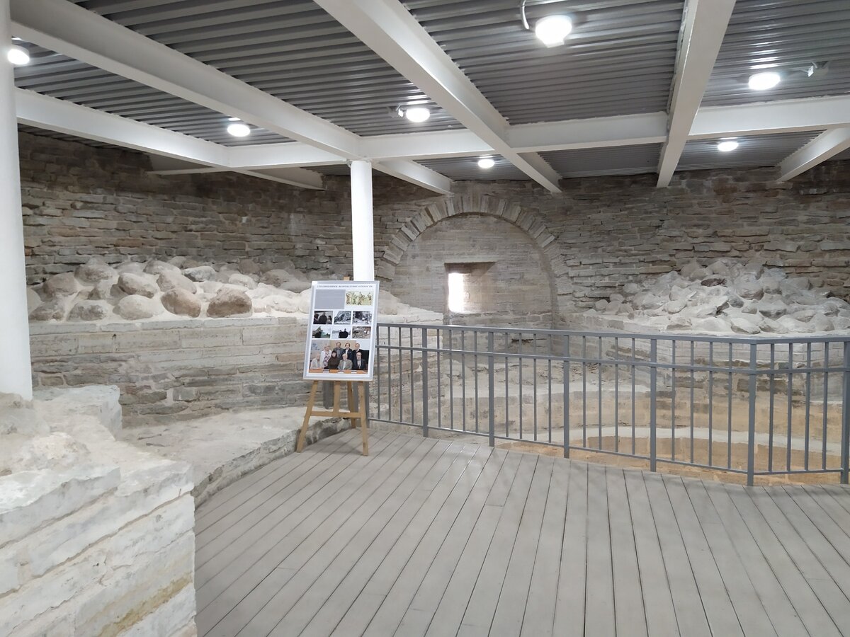 Второй ярус Раскатной башни.