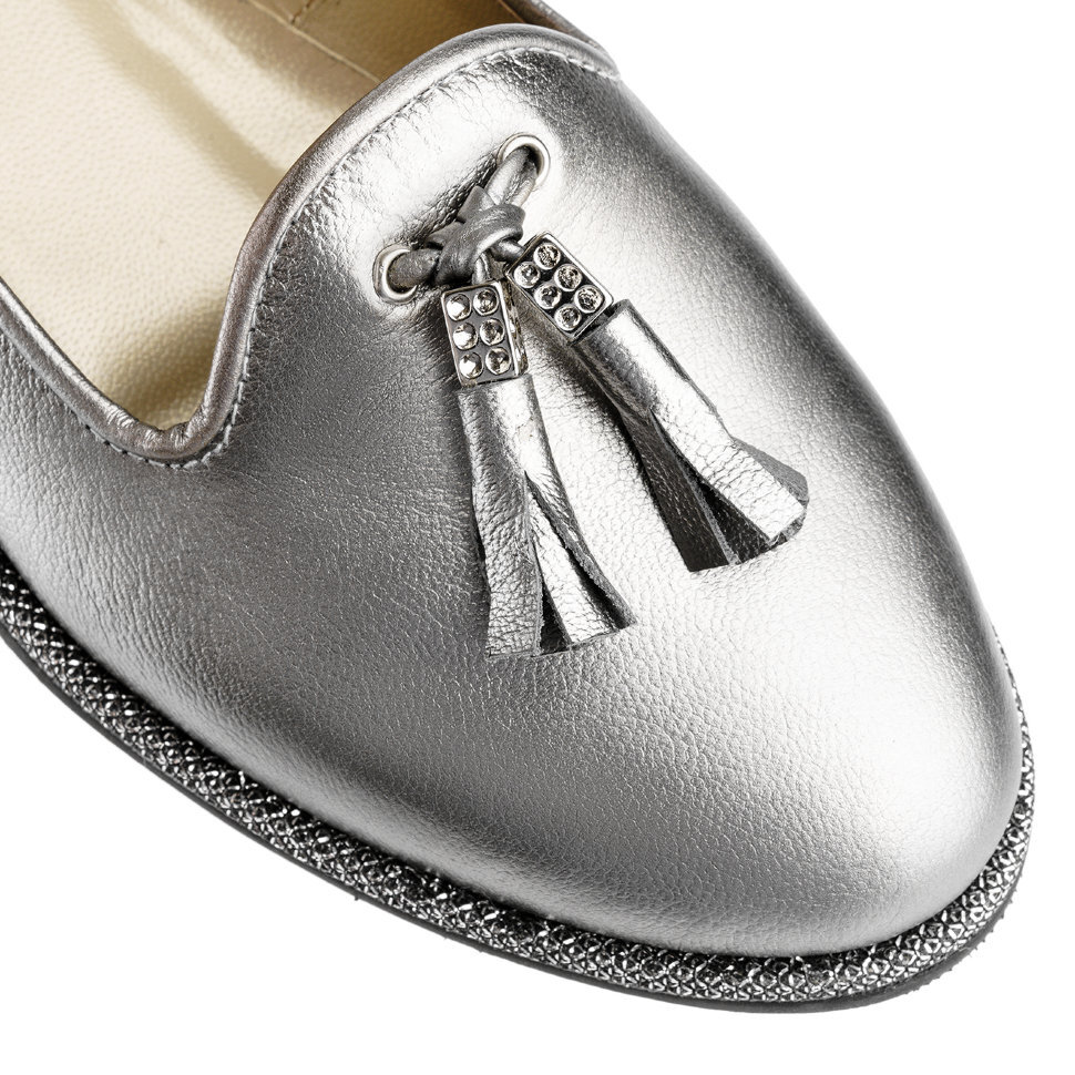 Фото - https://sateg.ru/shoes/catalogue_2_50_846html-1-1-2/