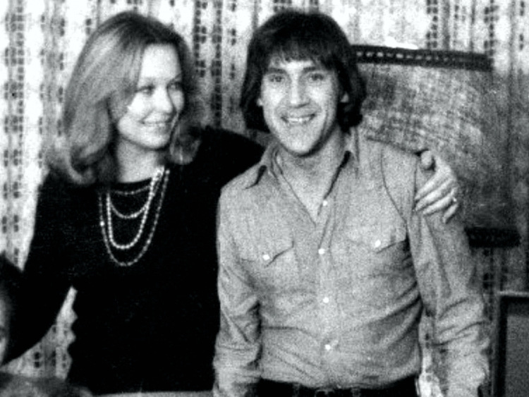 Влади и Высоцкий, Малая Грузинская, 28 /30. Источник gallery.ru.